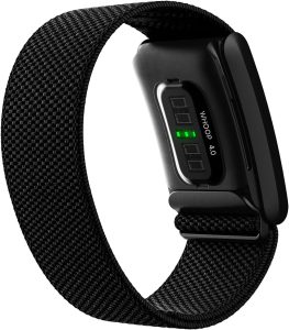 Read more about the article Whoop 4.0 vs. Other Wearable Health Trackers: A Comprehensive Review