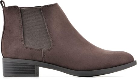 women's Chelsea boots