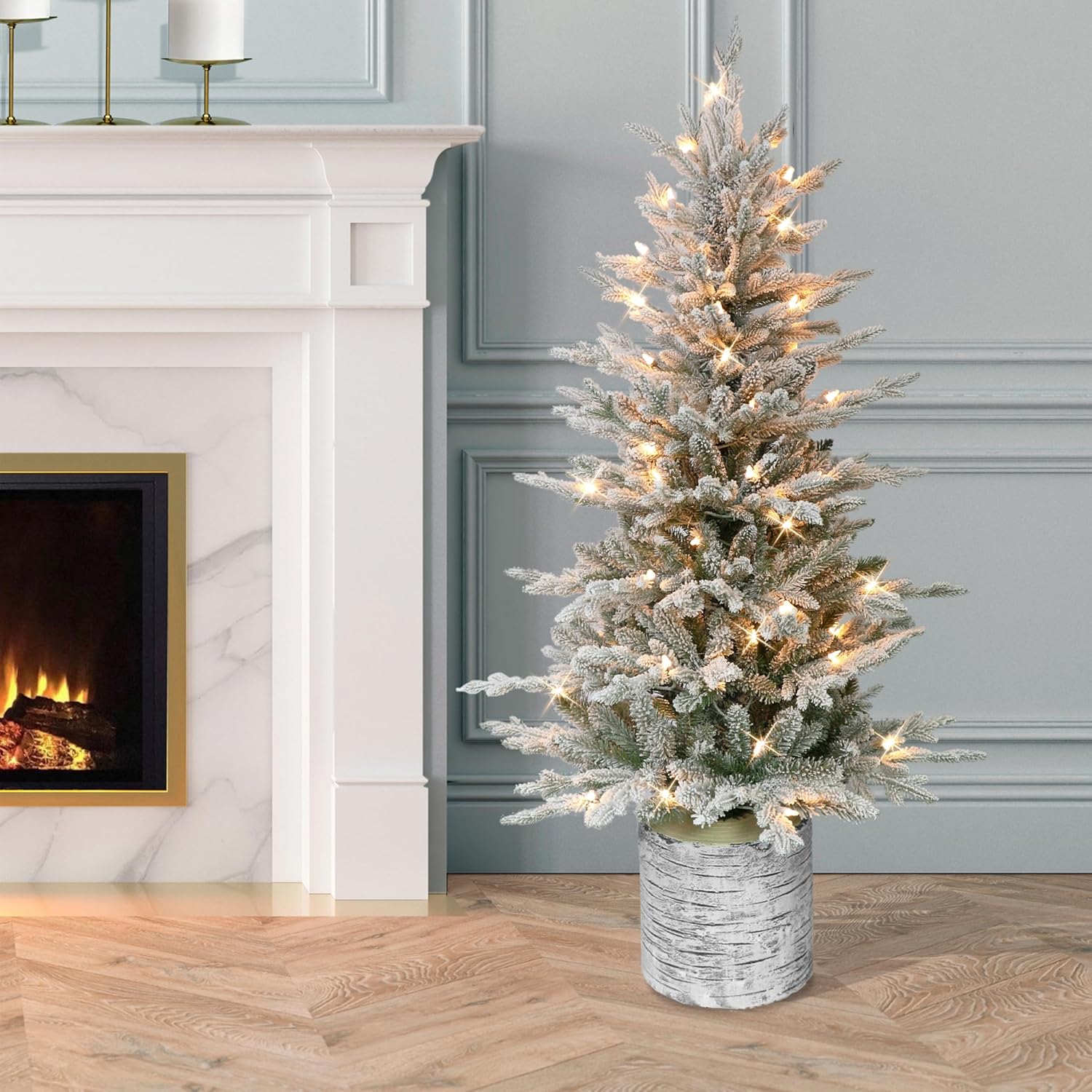 Best Christmas Decorations for a Festive Home Makeover - Pre-lit Artificial Christmas Tree