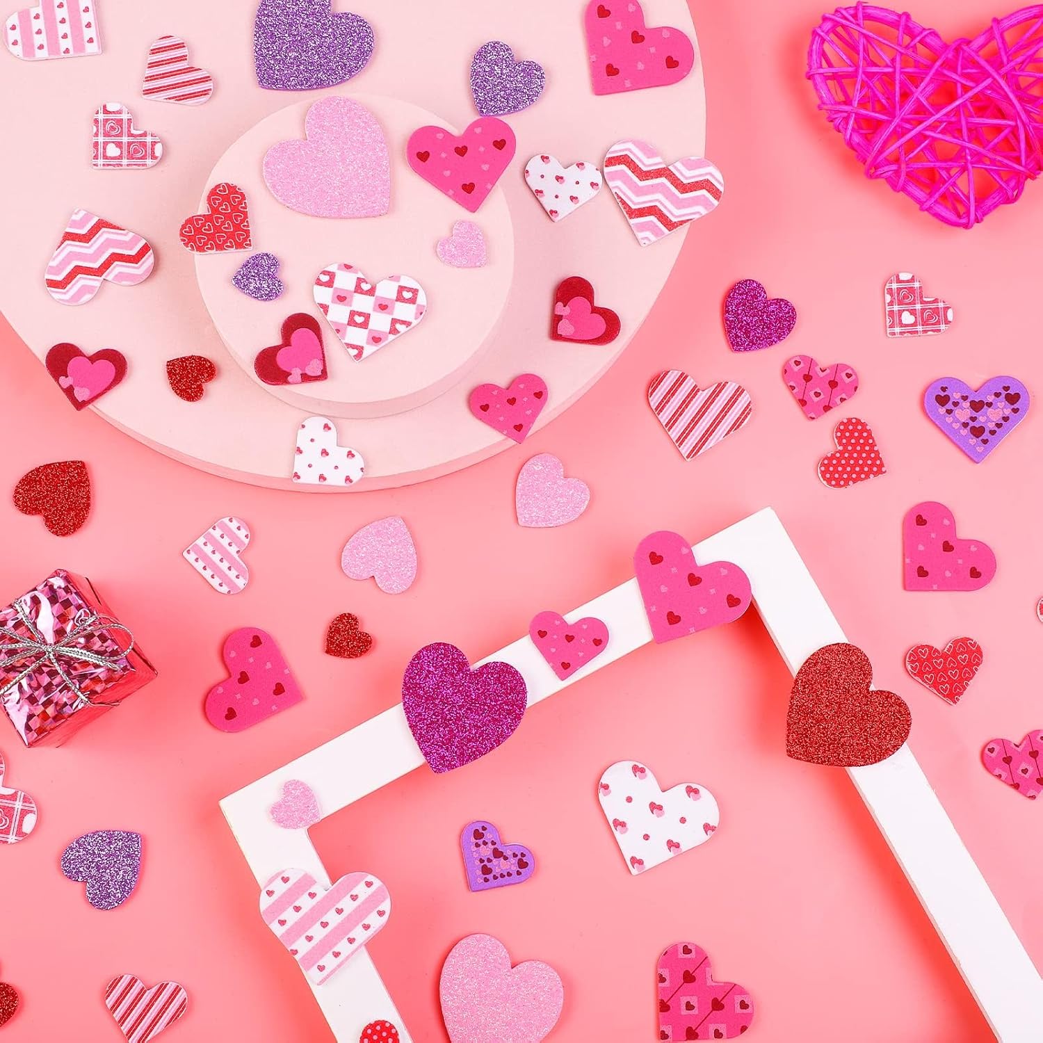 DIY Valentine's Day decorations