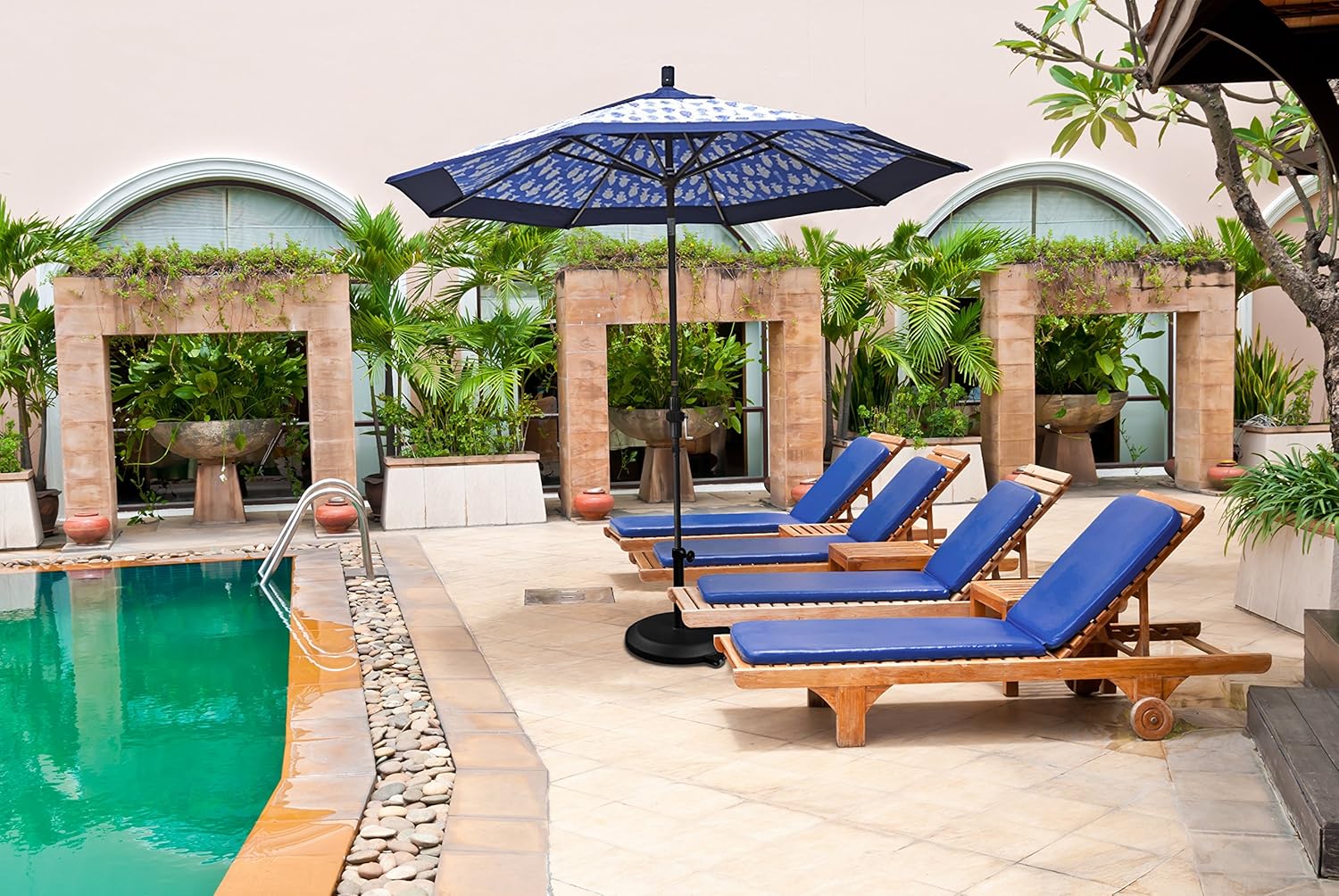 California Umbrella 9' Round Aluminum Market Umbrella